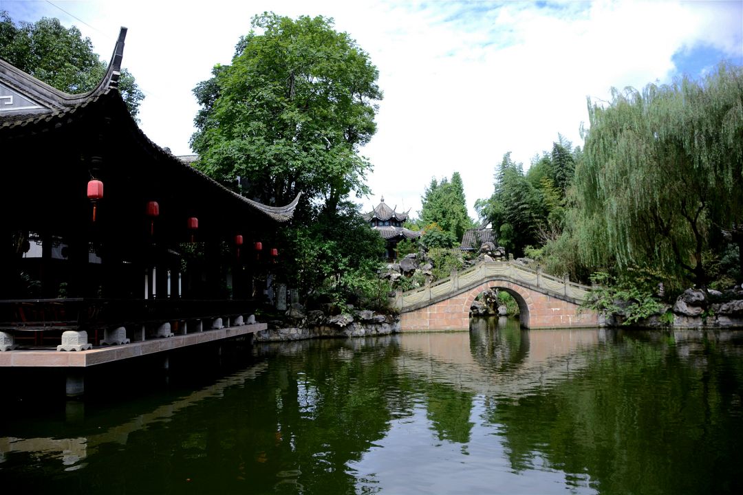 江油市蜀龍灣旅游發展有限公司