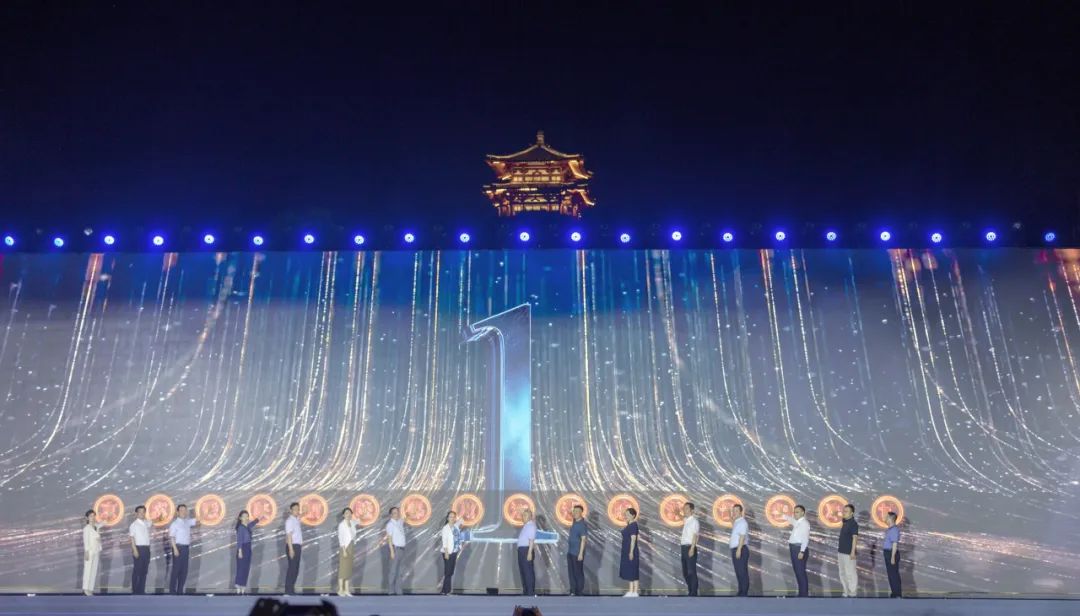 讀李白 游神州丨跟著李白去旅游中華文化主題旅游線路正式發布，一起開啟詩意文化之旅。
